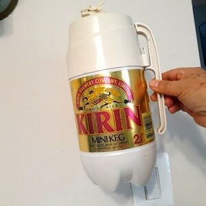 Vintage 1990 Draft Beer 2 liter Gragon Top Pastic Kirin Brewery in Japan cream